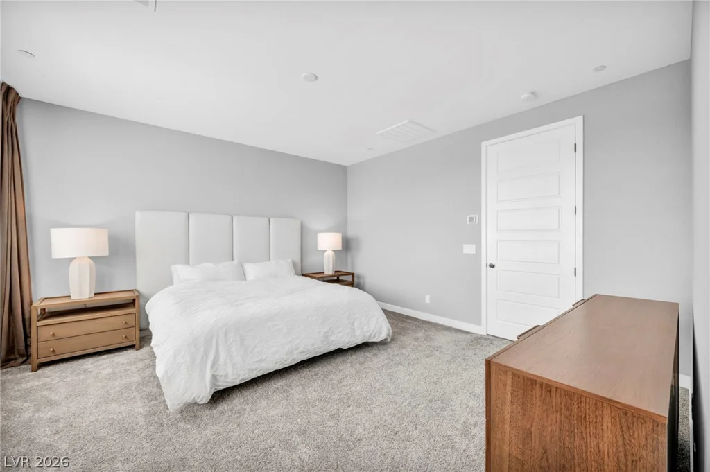 8910 Felker, Las Vegas, NV 89166