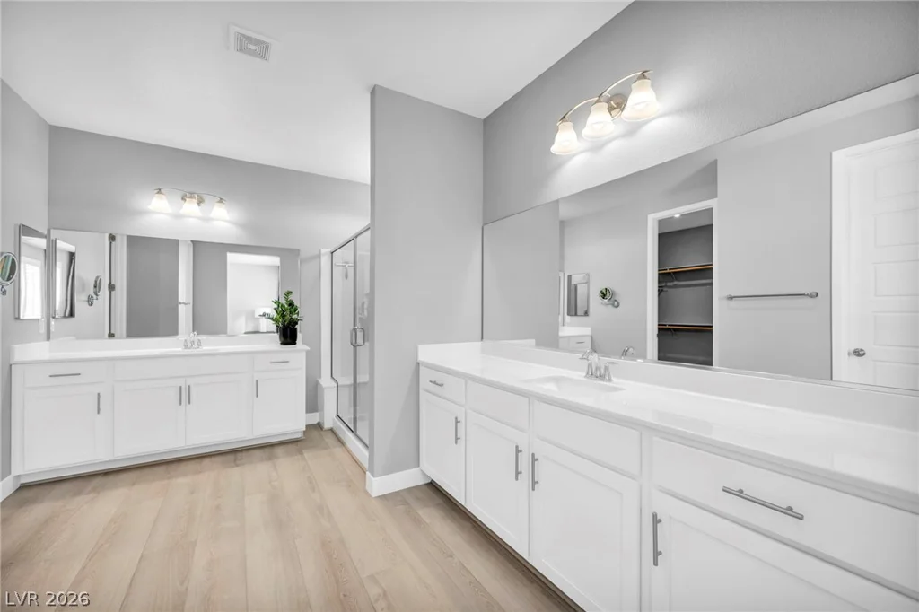 8910 Felker, Las Vegas, NV 89166