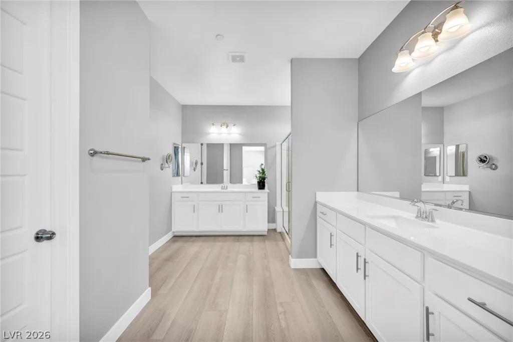 8910 Felker, Las Vegas, NV 89166
