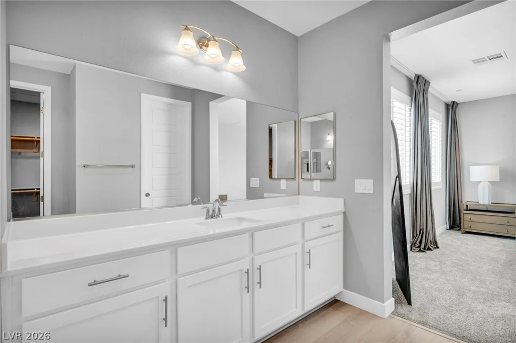 8910 Felker, Las Vegas, NV 89166