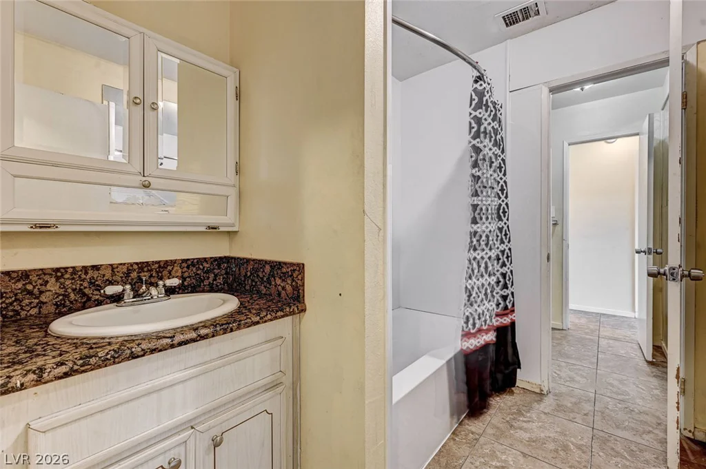 4269 El Cebra, Las Vegas, NV 89121
