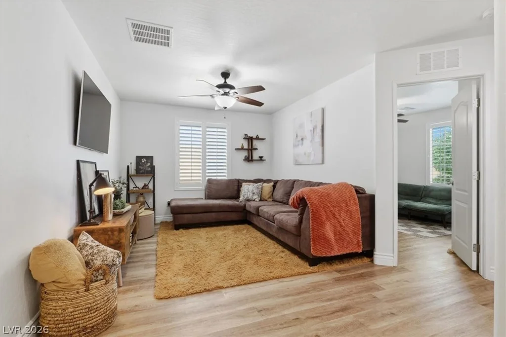 7659 Jasmine Falls, Las Vegas, NV 89179