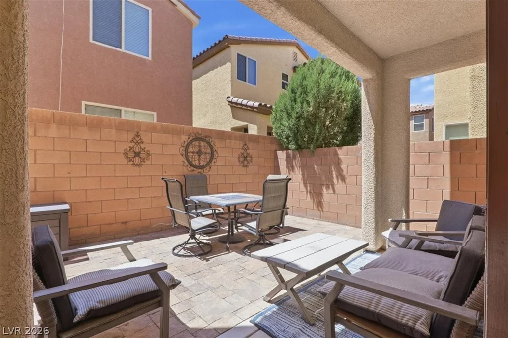 7659 Jasmine Falls, Las Vegas, NV 89179