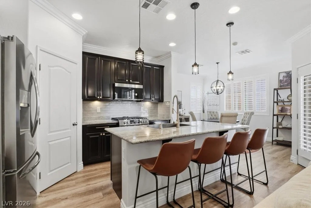 7659 Jasmine Falls, Las Vegas, NV 89179