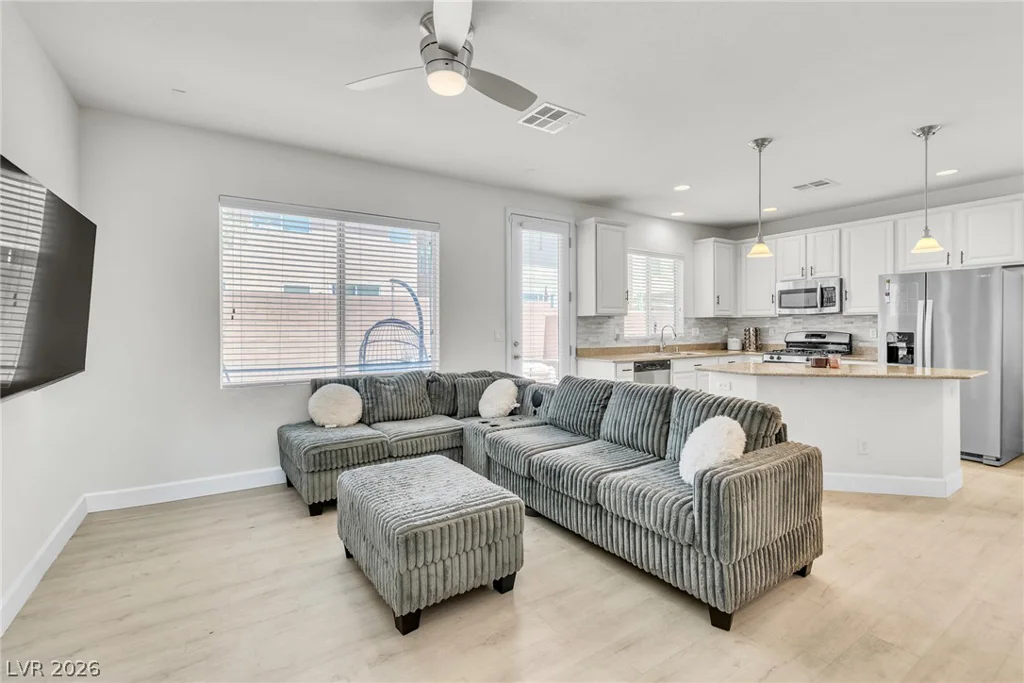 10534 Hartford Hills, Las Vegas, NV 89166