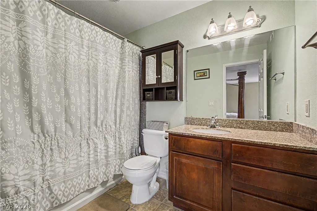 2451 Rainbow, Las Vegas, NV 89108