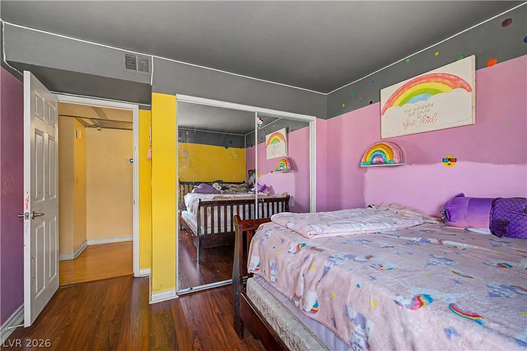 2451 Rainbow, Las Vegas, NV 89108