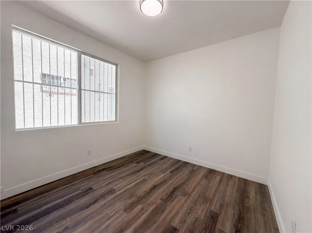 1432 Angel Falls, Las Vegas, NV 89142
