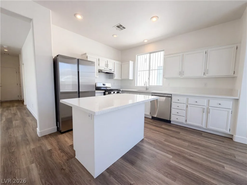 1432 Angel Falls, Las Vegas, NV 89142