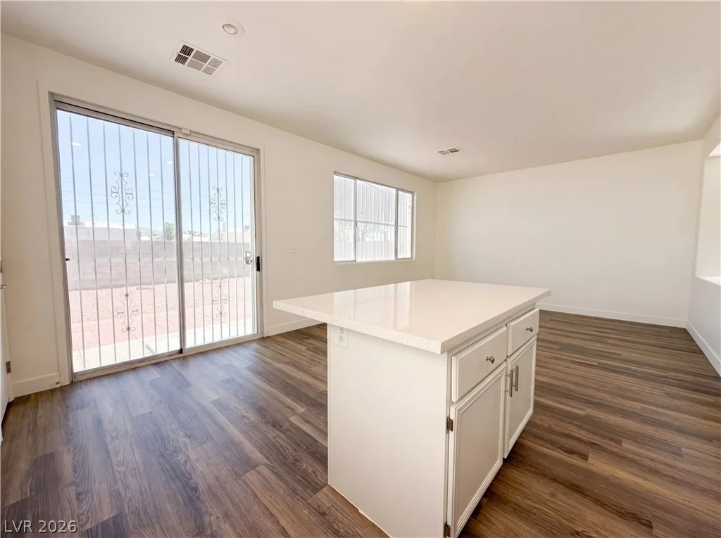 1432 Angel Falls, Las Vegas, NV 89142