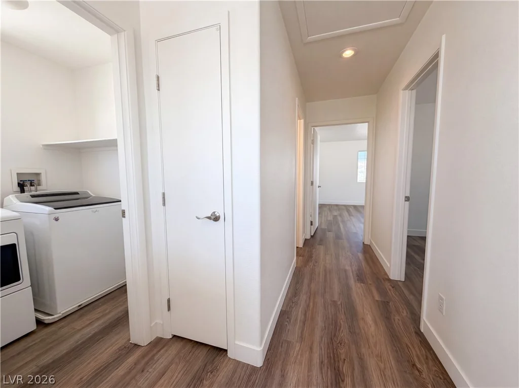 1432 Angel Falls, Las Vegas, NV 89142