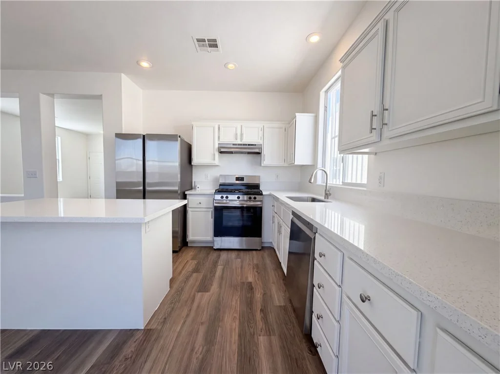 1432 Angel Falls, Las Vegas, NV 89142