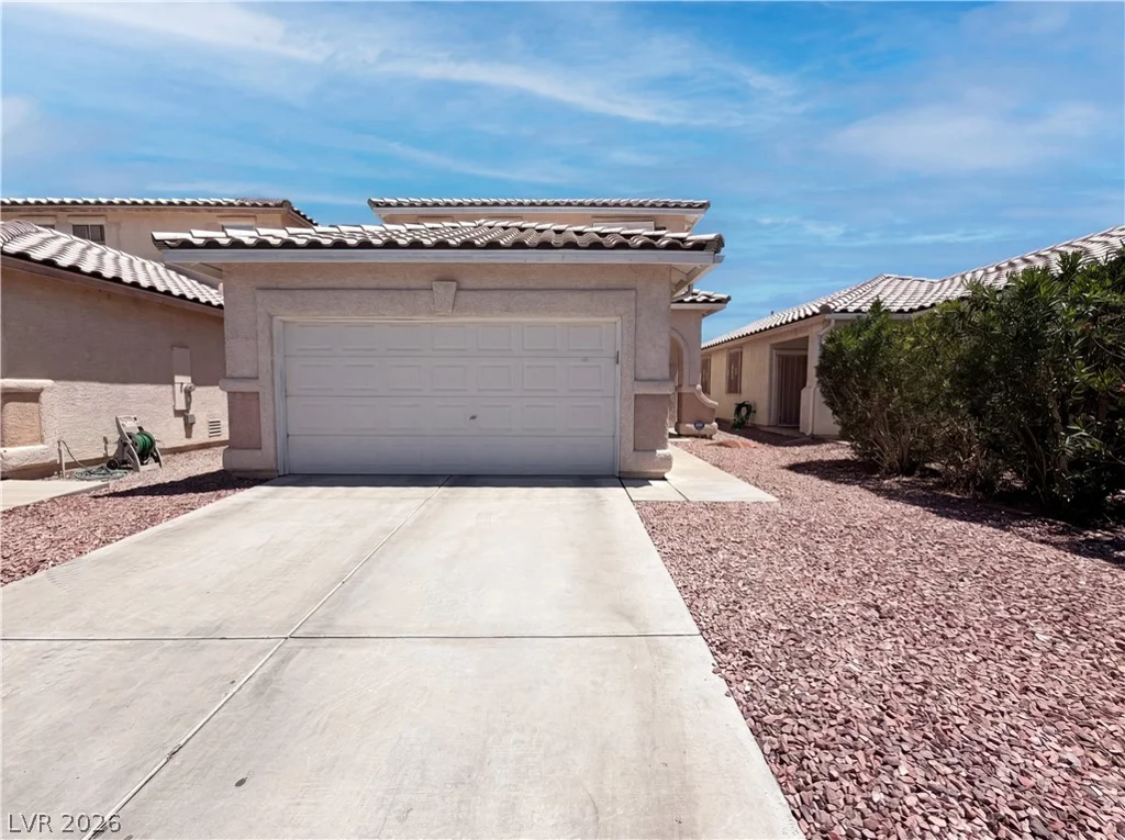 1432 Angel Falls, Las Vegas, NV 89142