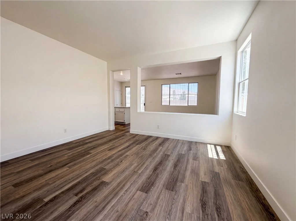 1432 Angel Falls, Las Vegas, NV 89142