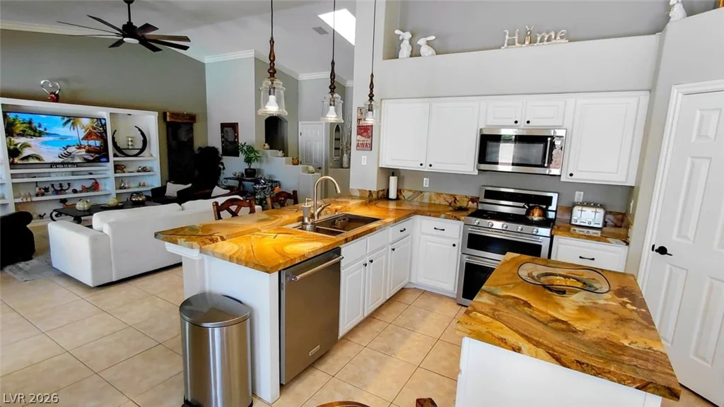 2490 Hoopes, Henderson, NV 89052