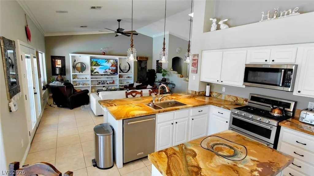 2490 Hoopes, Henderson, NV 89052