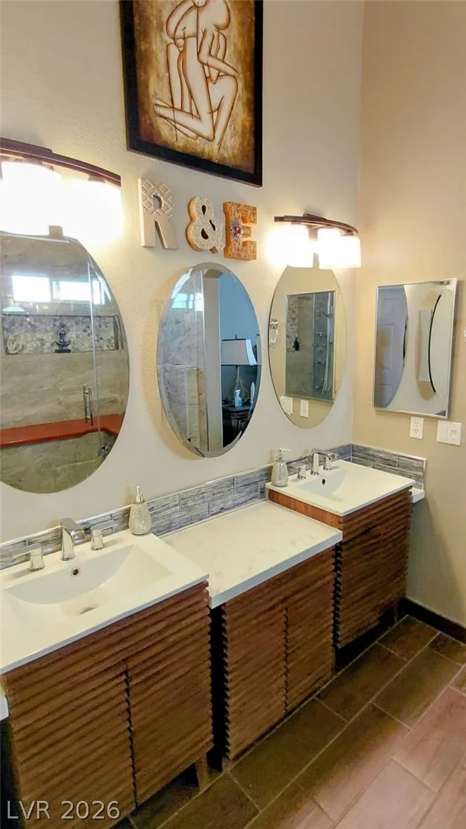 2490 Hoopes, Henderson, NV 89052