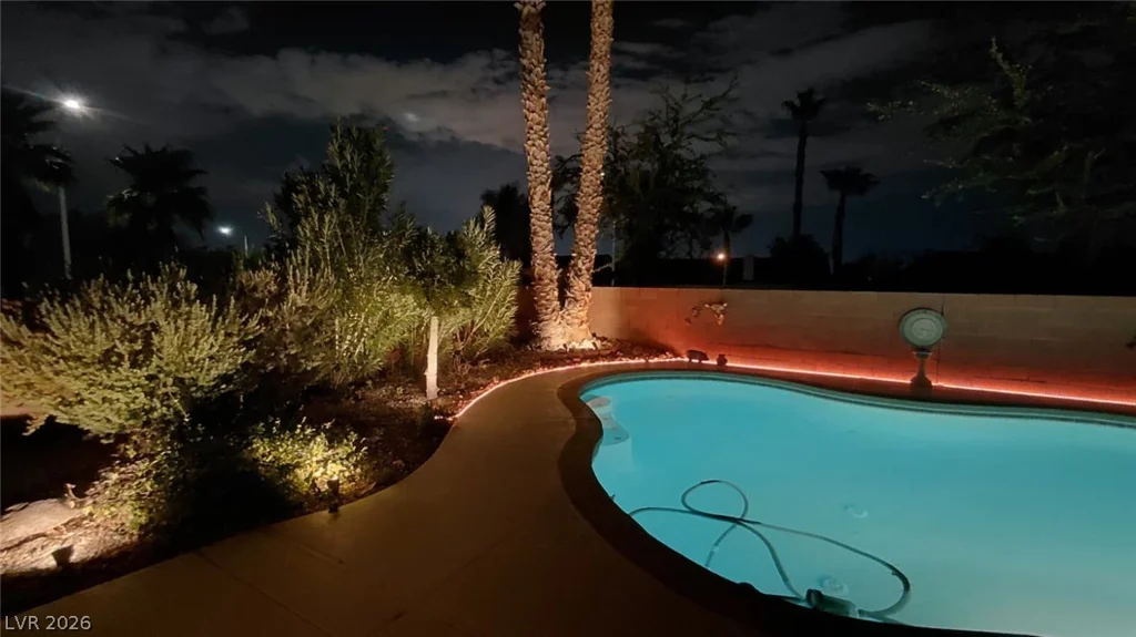 2490 Hoopes, Henderson, NV 89052