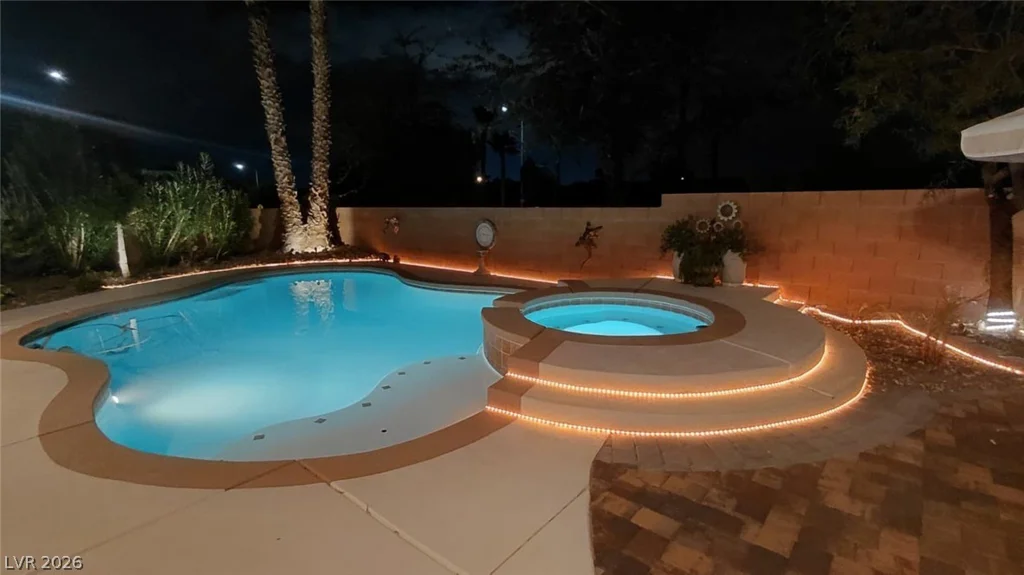2490 Hoopes, Henderson, NV 89052