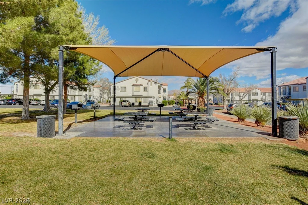 3318 Decatur, Las Vegas, NV 89130