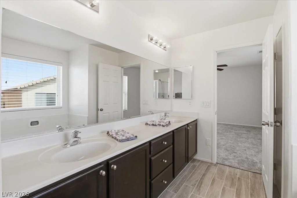 6986 Majestic Palm, Las Vegas, NV 89122