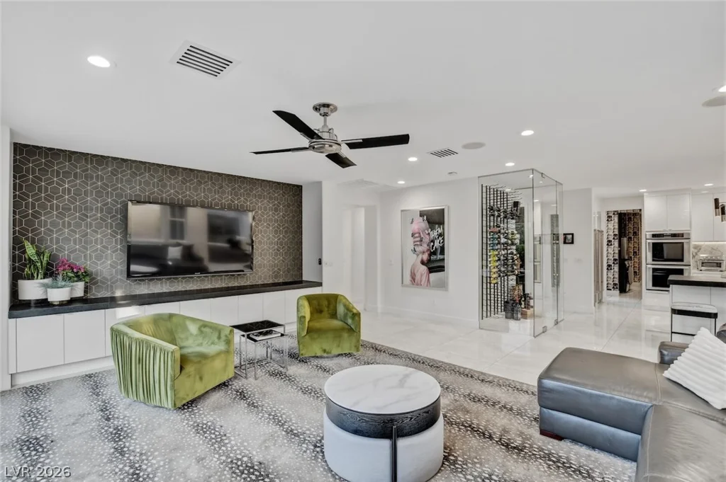 10736 Penhurst, Las Vegas, NV 89135