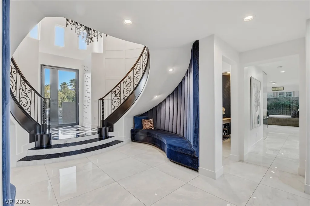 10736 Penhurst, Las Vegas, NV 89135