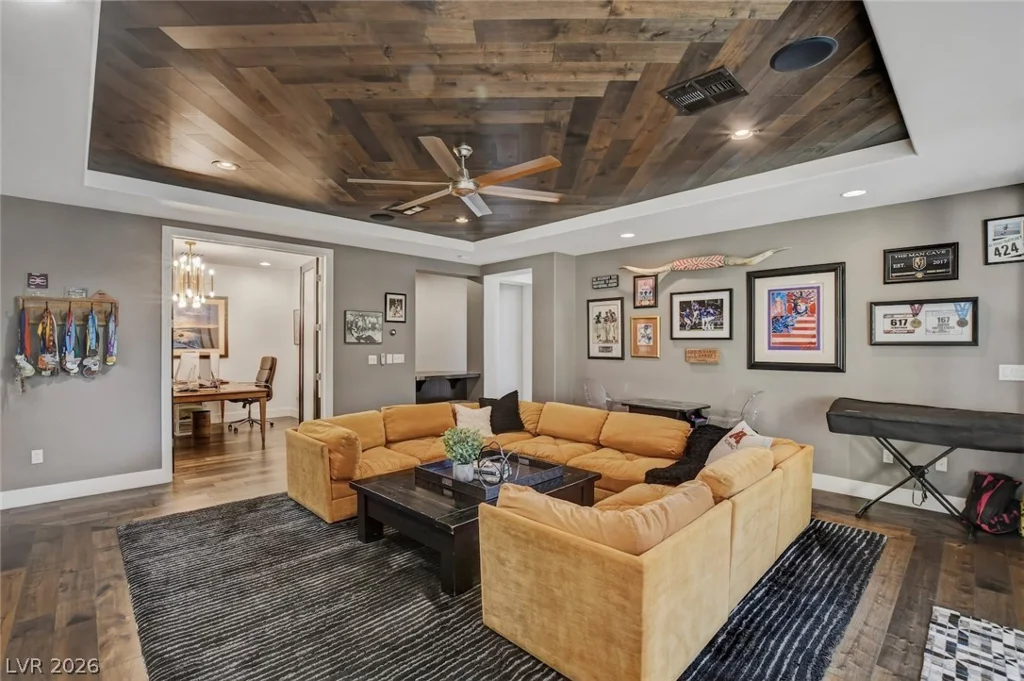 10736 Penhurst, Las Vegas, NV 89135