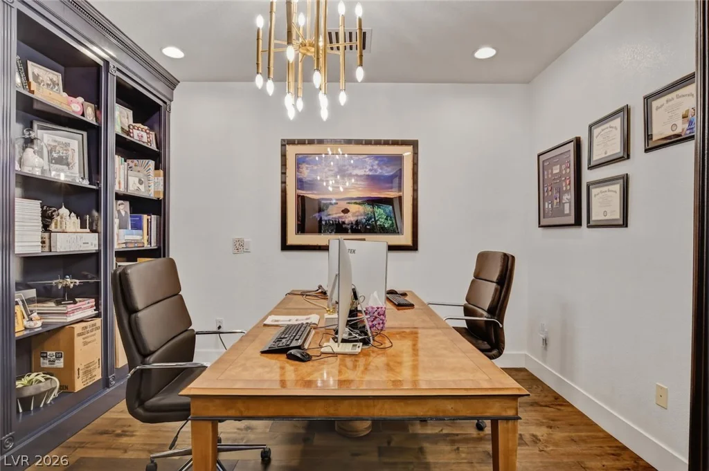 10736 Penhurst, Las Vegas, NV 89135