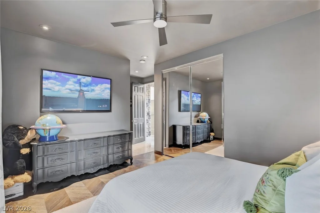 10736 Penhurst, Las Vegas, NV 89135