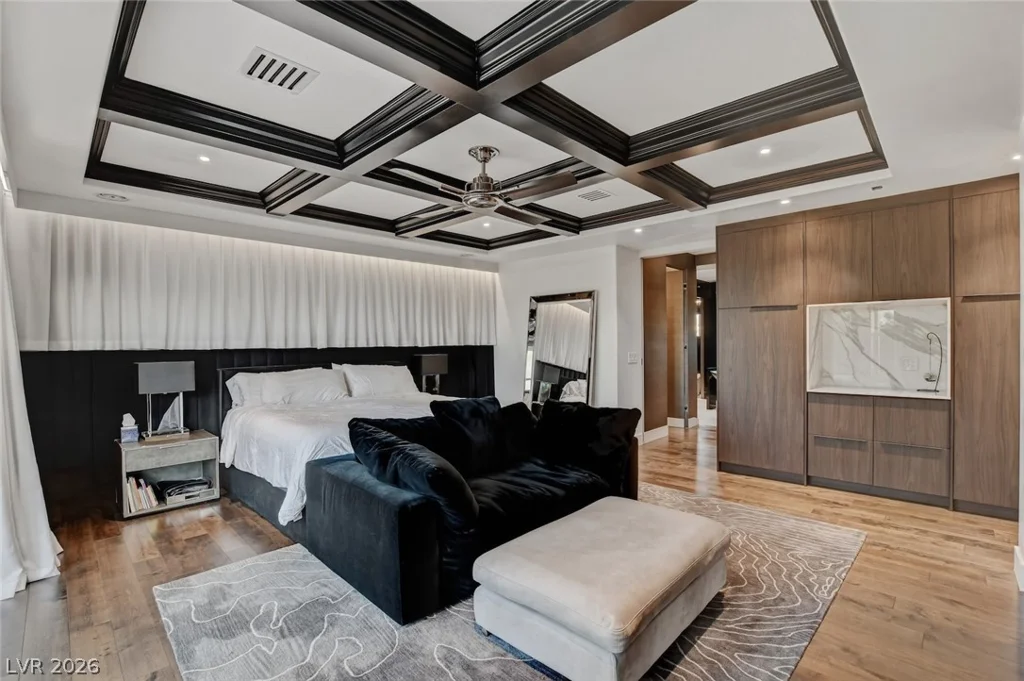 10736 Penhurst, Las Vegas, NV 89135