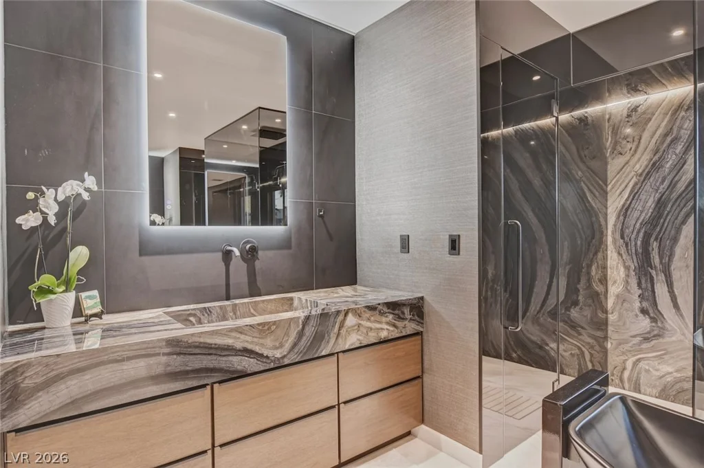 10736 Penhurst, Las Vegas, NV 89135