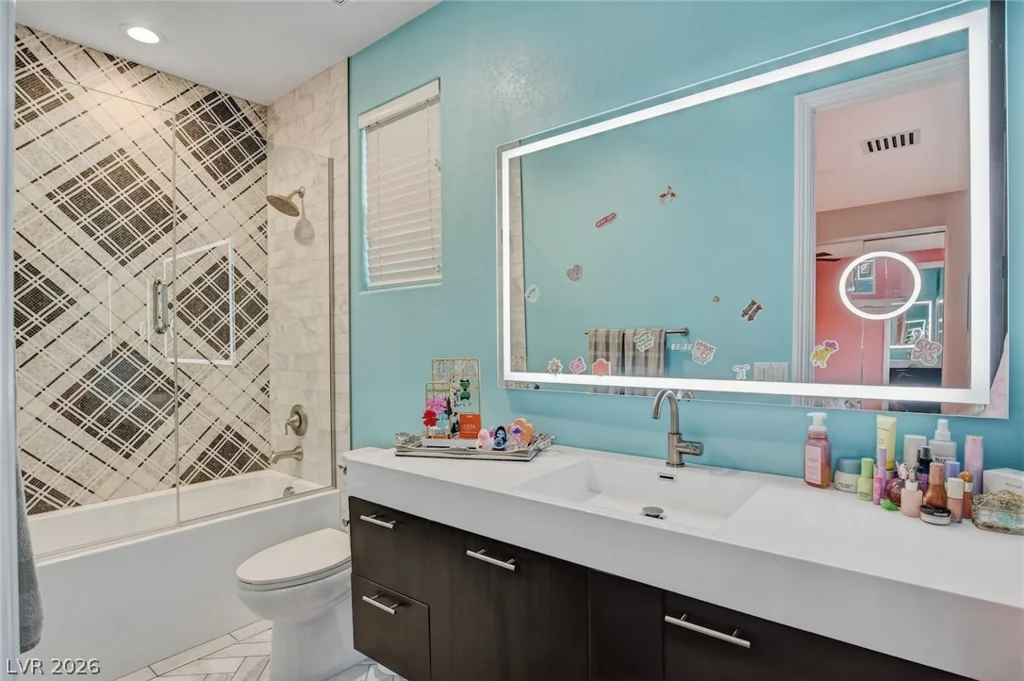 10736 Penhurst, Las Vegas, NV 89135