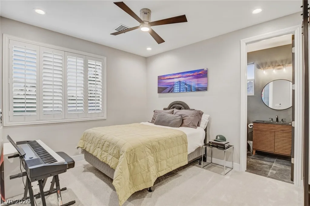10736 Penhurst, Las Vegas, NV 89135