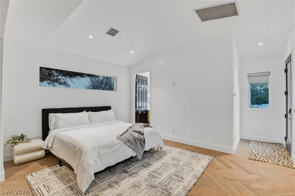 10736 Penhurst, Las Vegas, NV 89135