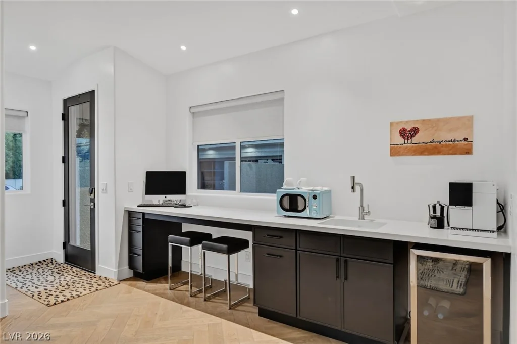 10736 Penhurst, Las Vegas, NV 89135