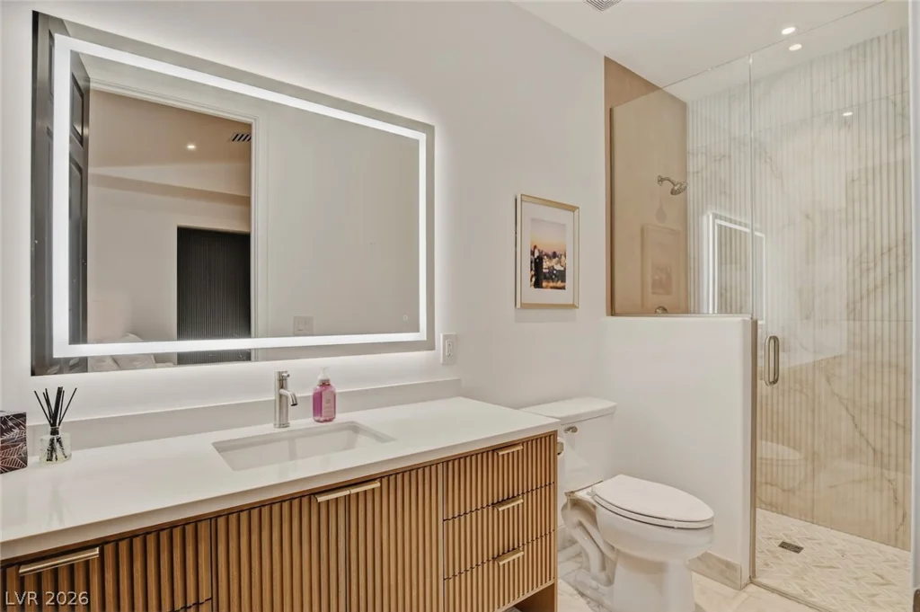 10736 Penhurst, Las Vegas, NV 89135