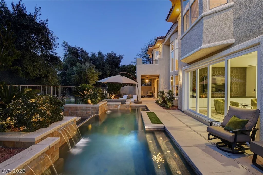 10736 Penhurst, Las Vegas, NV 89135