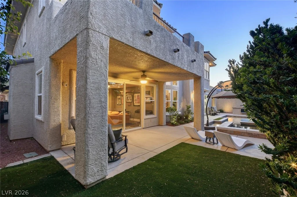 10736 Penhurst, Las Vegas, NV 89135