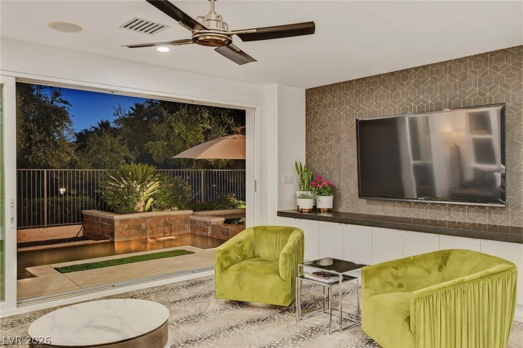 10736 Penhurst, Las Vegas, NV 89135