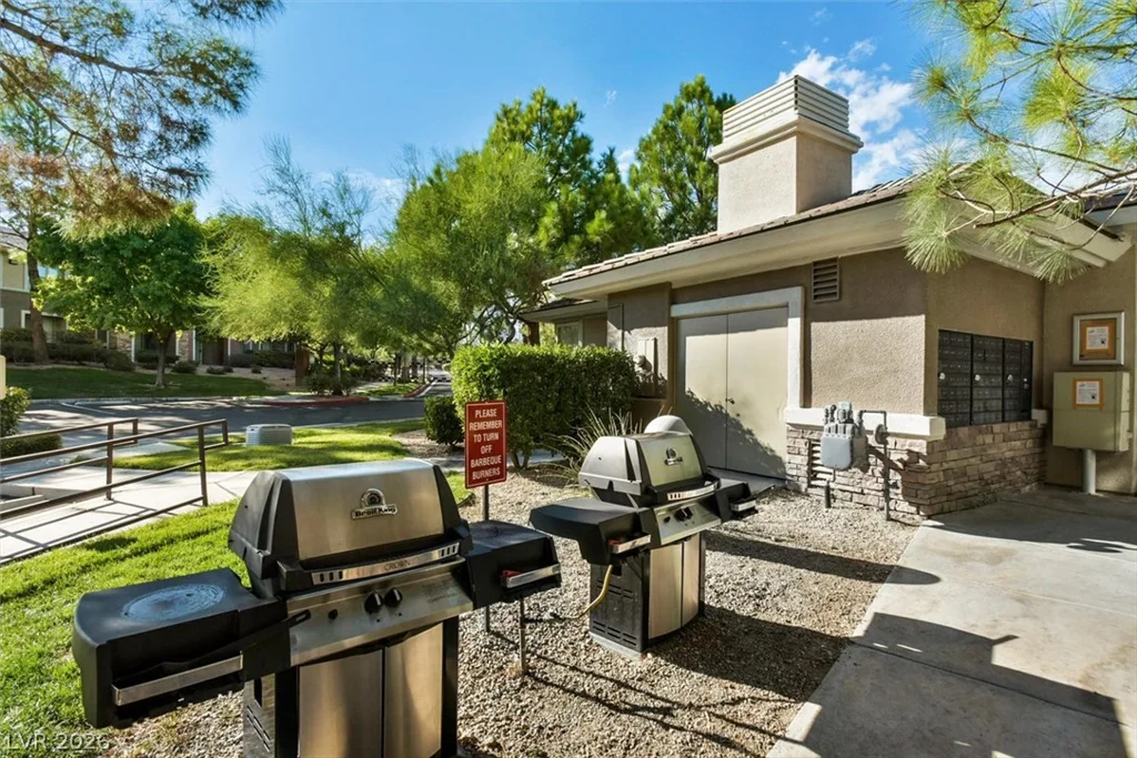 720 Peachy Canyon, Las Vegas, NV 89144