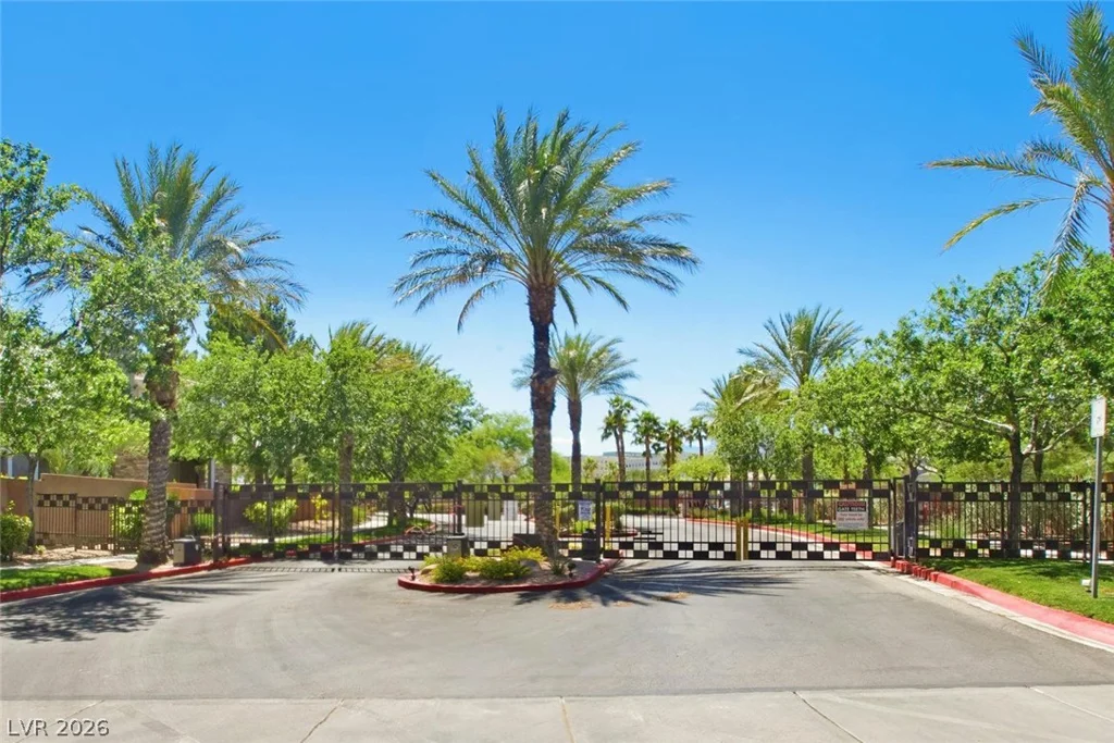 720 Peachy Canyon, Las Vegas, NV 89144