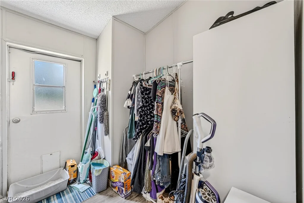 551 Fehrs, Pahrump, NV 89060