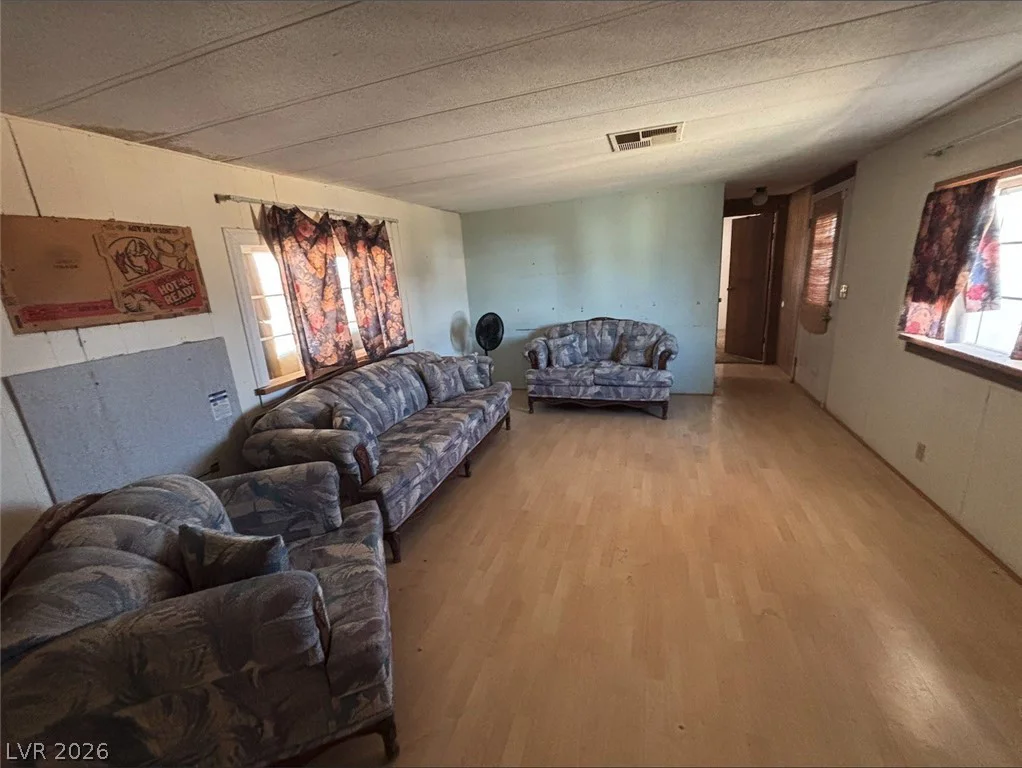 1301 Manse, Pahrump, NV 89048