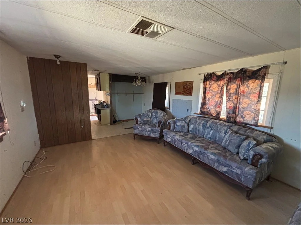 1301 Manse, Pahrump, NV 89048
