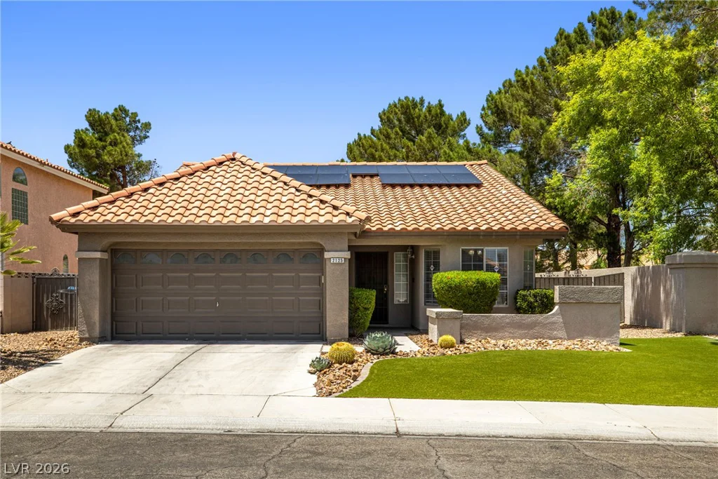 2125 Harbor Cliff, Las Vegas, NV 89128
