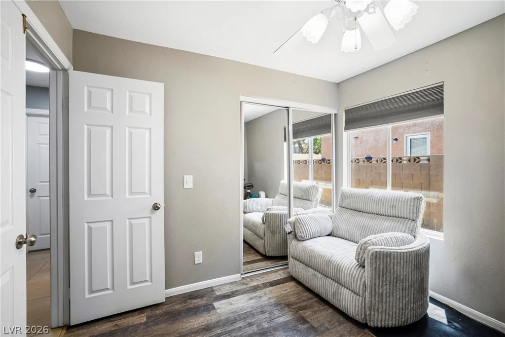 2125 Harbor Cliff, Las Vegas, NV 89128