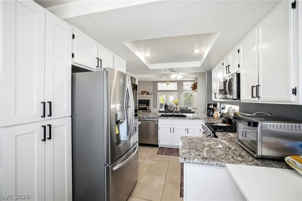 2125 Harbor Cliff, Las Vegas, NV 89128