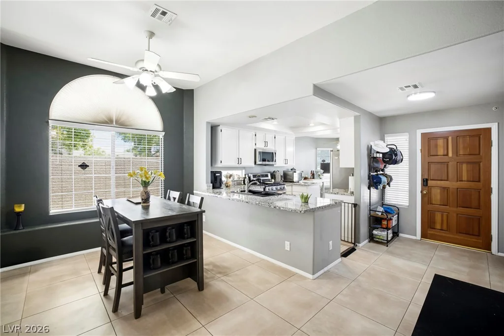 2125 Harbor Cliff, Las Vegas, NV 89128