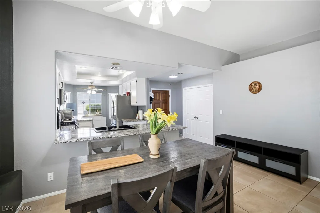 2125 Harbor Cliff, Las Vegas, NV 89128